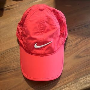 Women’s Nike baseball hat